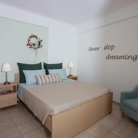 شقة Precious - Hospitality Next To.... كالاماتا